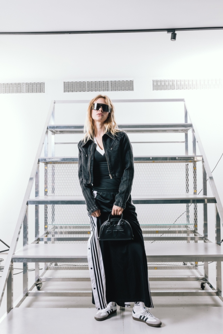 Samba με total black (& white)