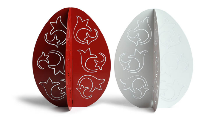 ΠΙΟΠ Επιτραπέζιο μεταλλικό αυγό της R Design