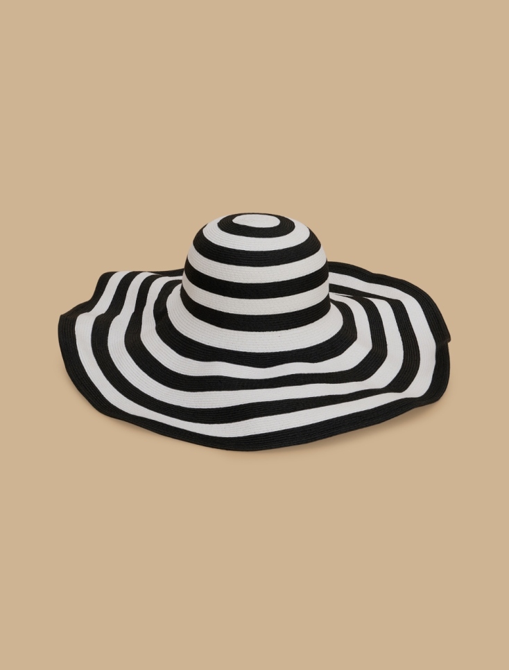 10 ψάθινα καπέλα που ξεχωρίσαμε