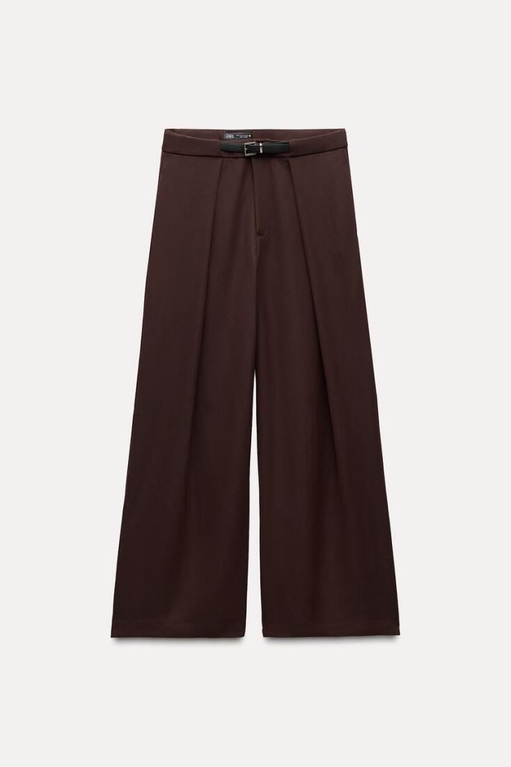 ZARA Pleated παντελόνι με ζώνη €39,95