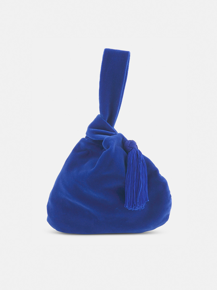 ΜΟΥΣΕΙΟ ΜΠΕΝΑΚΗ Τσάντα χειρός της Κατερίνας Καρούσου με φούντα €65