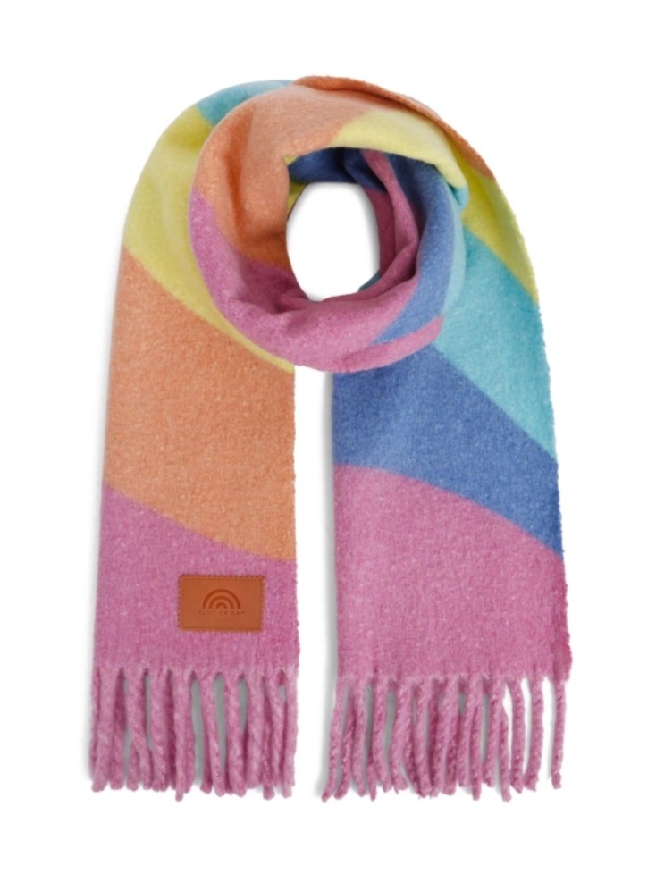 Κασκόλ: Τα σχέδια που ξεχωρίσαμε στην αγορά