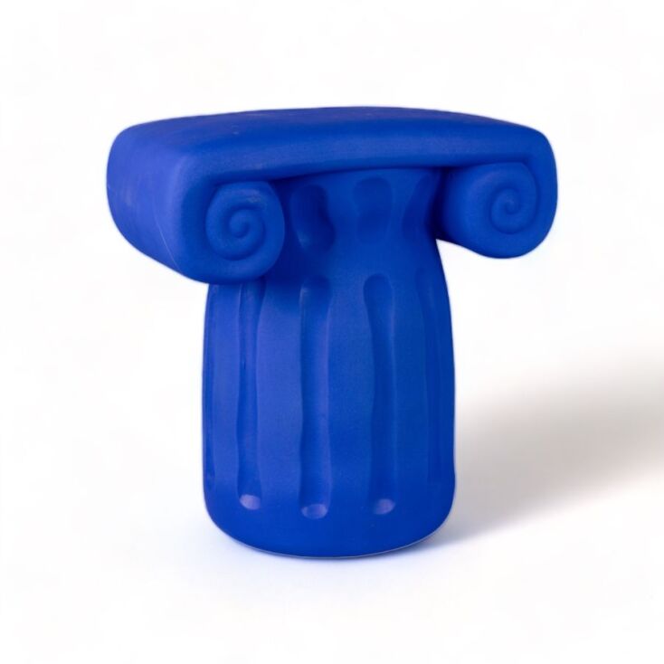 LOVE IT Σκαμπό-τραπεζάκι «Capitello» €215