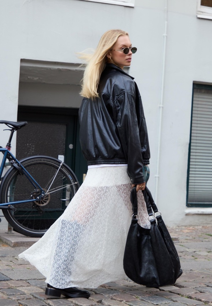 Φούστα από Stradivarius 