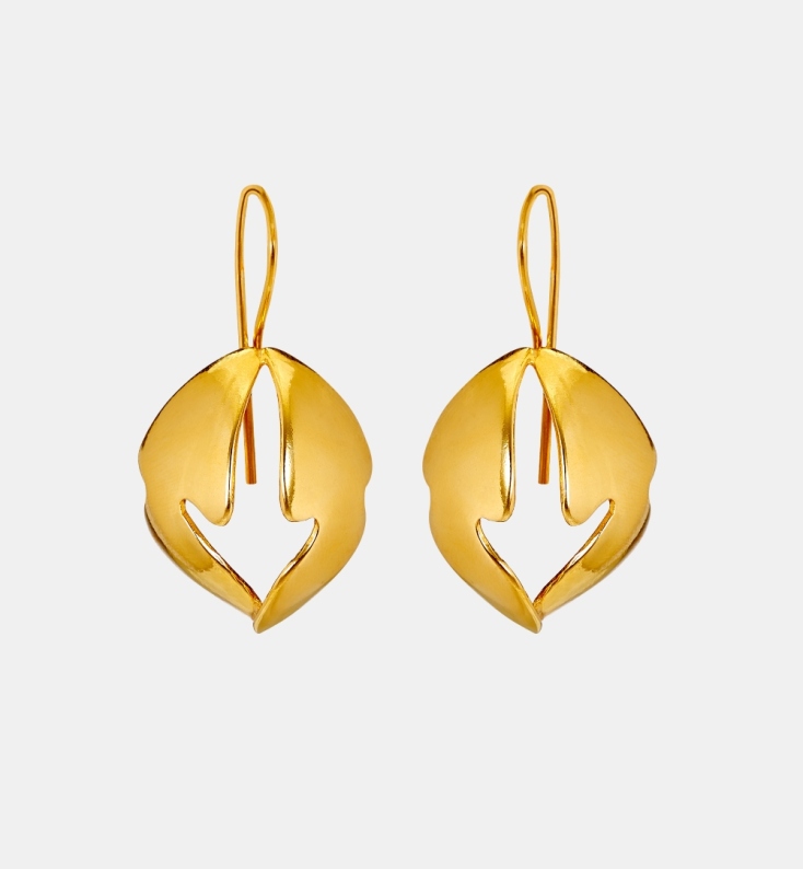 ΜΟΥΣΕΙΟ ΜΠΕΝΑΚΗ Σκουλαρίκια Σκαραβαίος, της Μαρίας Σπανού €130