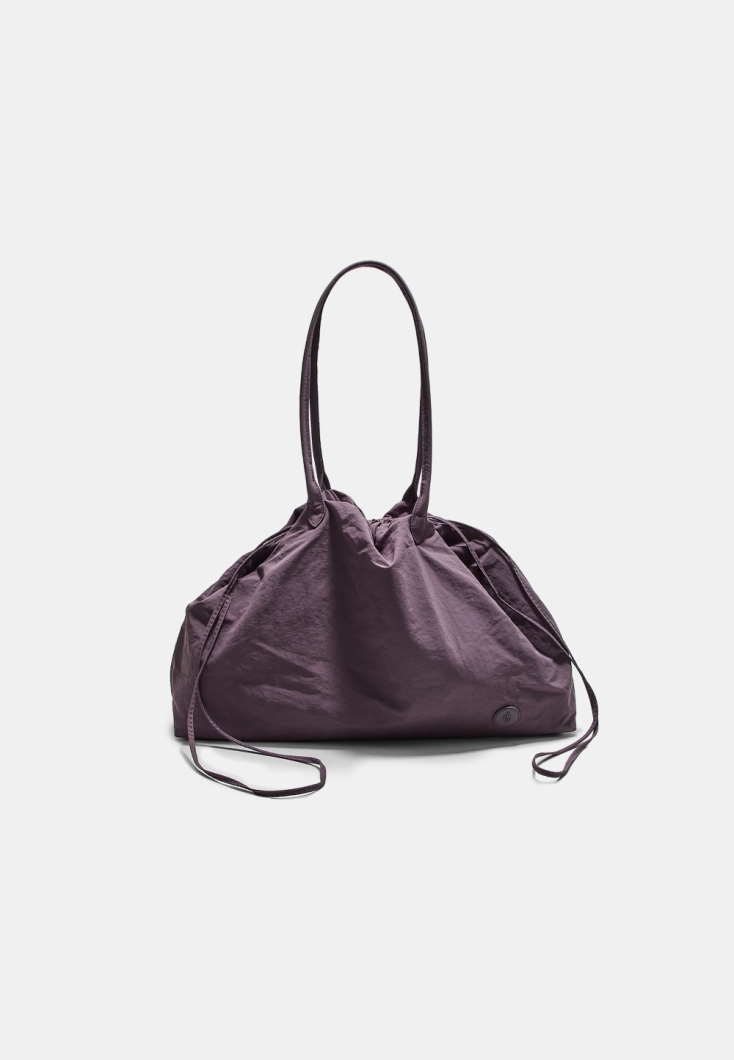 STRADIVARIUS Τσάντα Shopper €9,99