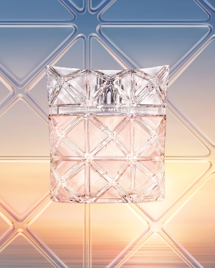 lumiere_d_issey_primary_visual_2026_rp_1080x1350_300dpi