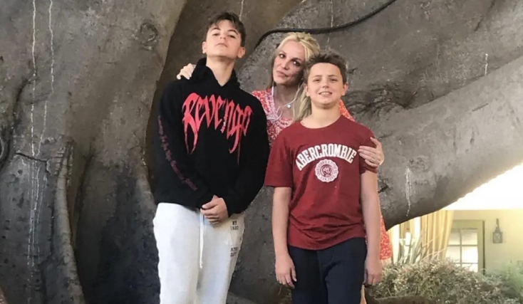 Η Μπρίτνεϊ Σπιρς με τους γιους της 