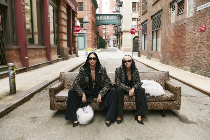 dkny_fw26_campaign_shot_04b