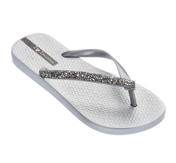 Παπούτσια παραλίας: Τα σχέδια που ξεχωρίσαμε στην αγορά