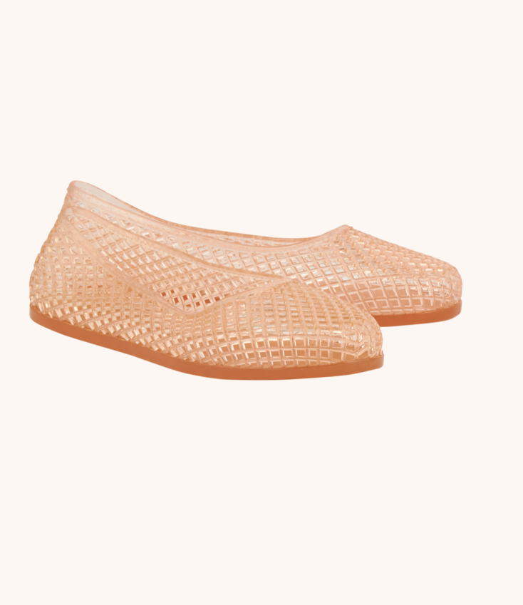 Παπούτσια παραλίας: Τα σχέδια που ξεχωρίσαμε στην αγορά