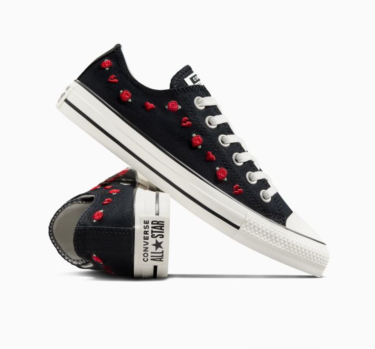 CONVERSE Παπούτσια Chuck Taylor All Star Roses €75