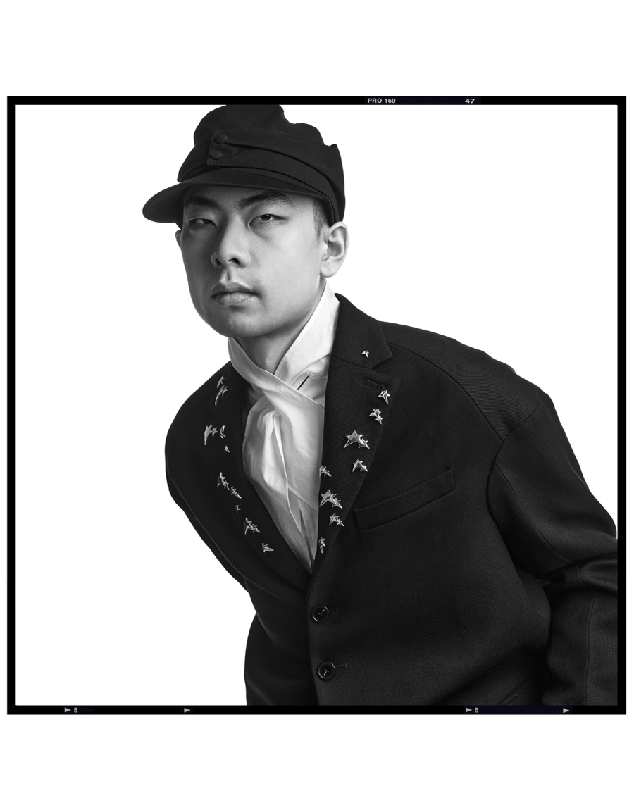 HUMANS by MINAS © Κώστας Κουτάγιαρ - Styling: Nicholas Georgiou